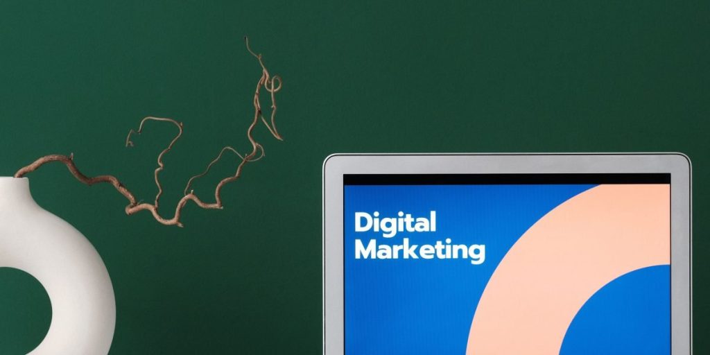 Social Media Manager Hootsuite Mastering Brand Safety Proving Your ROI