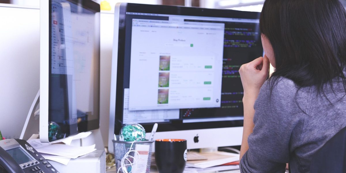 This article explains why small businesses should use an online marketing platform to centralize targeting, budgeting, analytics, and brand safety instead of ju...