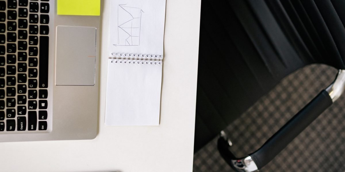 This article explains how to plan, design, place, and measure effective banner ads for news websites in 2026. It covers the main ad formats—static, animated (GI...